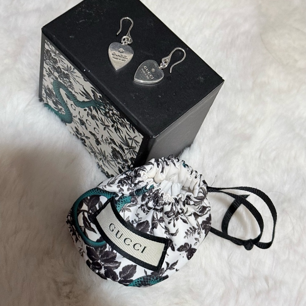 Gucci Silver Heart Drop Earrings